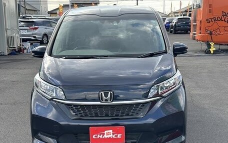 Honda Freed II, 2022 год, 1 800 000 рублей, 2 фотография