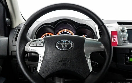 Toyota Hilux VII, 2013 год, 1 680 000 рублей, 19 фотография