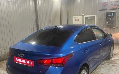 Hyundai Solaris II рестайлинг, 2018 год, 1 320 000 рублей, 3 фотография