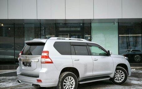 Toyota Land Cruiser Prado 150 рестайлинг 2, 2015 год, 3 386 000 рублей, 2 фотография