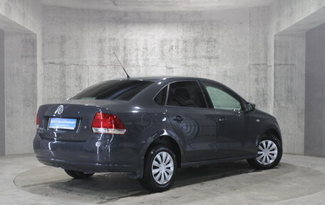 Volkswagen Polo VI (EU Market), 2011 год, 586 000 рублей, 10 фотография