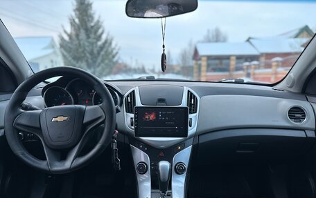 Chevrolet Cruze II, 2013 год, 785 000 рублей, 9 фотография