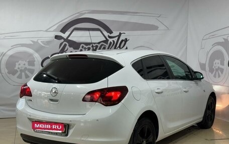 Opel Astra J, 2011 год, 875 000 рублей, 4 фотография