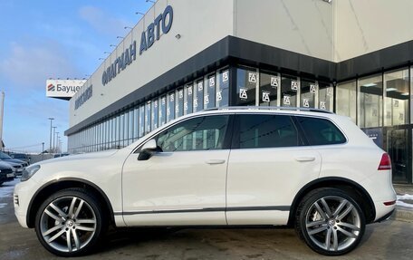 Volkswagen Touareg III, 2012 год, 2 200 000 рублей, 2 фотография