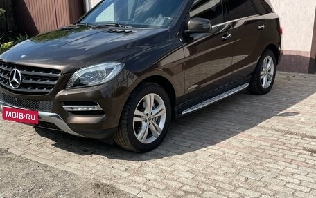 Mercedes-Benz M-Класс, 2013 год, 3 400 000 рублей, 3 фотография