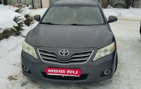 Toyota Camry, 2010 год, 1 350 000 рублей, 2 фотография