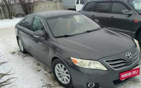 Toyota Camry, 2010 год, 1 350 000 рублей, 10 фотография