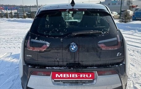 BMW i3 I01 рестайлинг, 2017 год, 2 000 000 рублей, 4 фотография