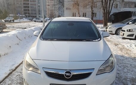 Opel Astra J, 2010 год, 750 000 рублей, 11 фотография