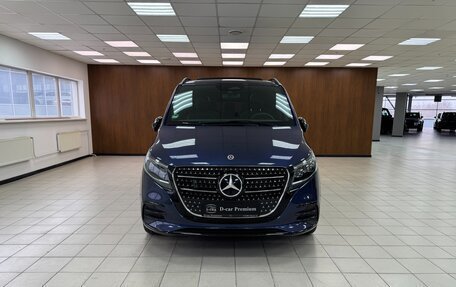 Mercedes-Benz V-Класс, 2024 год, 12 800 000 рублей, 2 фотография