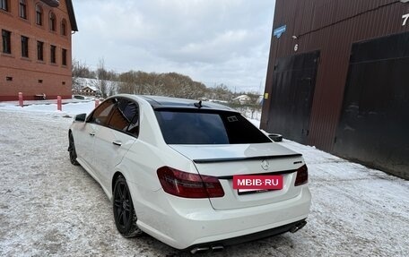 Mercedes-Benz E-Класс, 2011 год, 1 350 000 рублей, 9 фотография