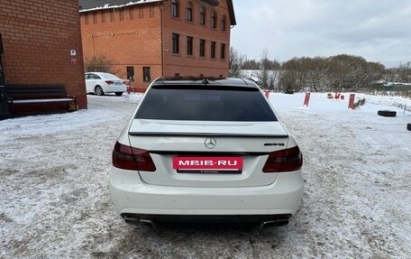 Mercedes-Benz E-Класс, 2011 год, 1 350 000 рублей, 10 фотография