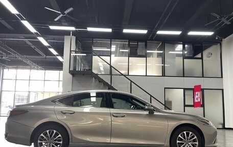 Lexus ES VII, 2024 год, 5 400 000 рублей, 7 фотография