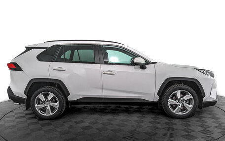 Toyota RAV4, 2021 год, 3 350 000 рублей, 4 фотография