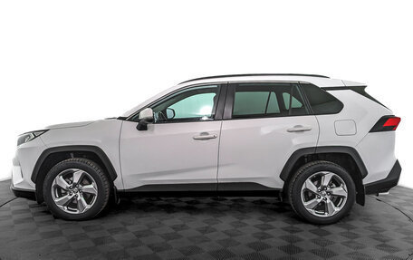 Toyota RAV4, 2021 год, 3 350 000 рублей, 8 фотография