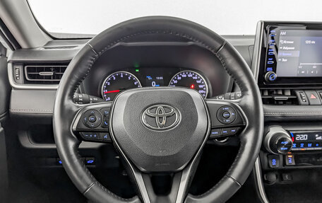 Toyota RAV4, 2021 год, 3 350 000 рублей, 22 фотография