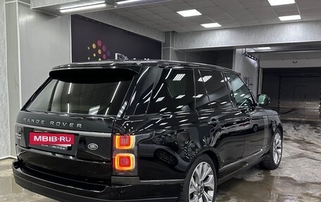 Land Rover Range Rover IV рестайлинг, 2018 год, 7 700 000 рублей, 6 фотография