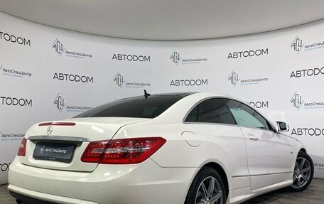 Mercedes-Benz E-Класс, 2011 год, 1 480 000 рублей, 2 фотография