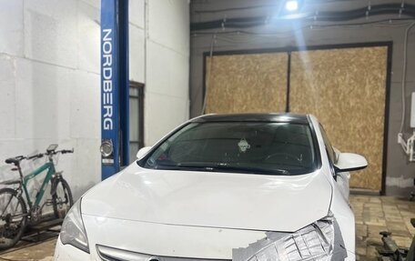 Opel Astra J, 2012 год, 990 000 рублей, 9 фотография