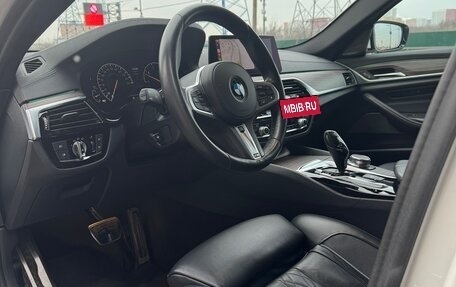 BMW 5 серия, 2019 год, 4 899 999 рублей, 18 фотография