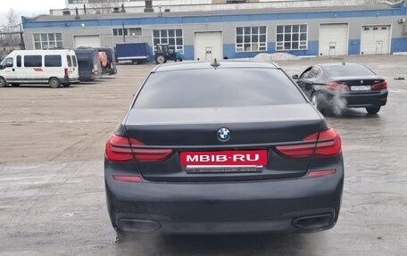 BMW 7 серия, 2018 год, 3 800 000 рублей, 4 фотография