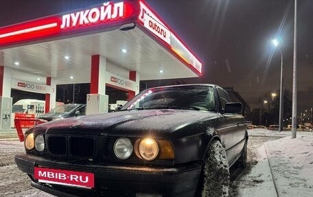 BMW 5 серия, 1988 год, 280 000 рублей, 29 фотография