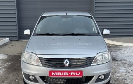 Renault Logan I, 2012 год, 700 000 рублей, 2 фотография