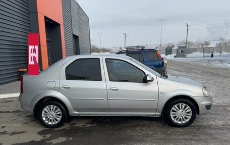 Renault Logan I, 2012 год, 700 000 рублей, 4 фотография