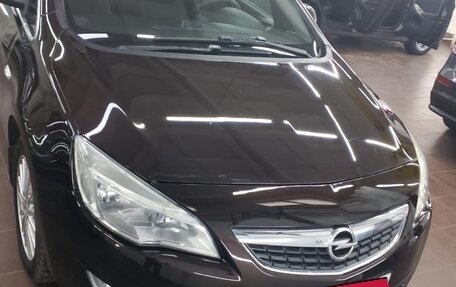 Opel Astra J, 2012 год, 870 000 рублей, 4 фотография