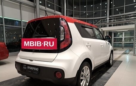 KIA Soul II рестайлинг, 2018 год, 1 547 000 рублей, 5 фотография