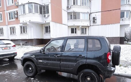 Chevrolet Niva I рестайлинг, 2011 год, 470 000 рублей, 4 фотография