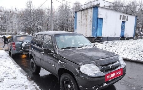 Chevrolet Niva I рестайлинг, 2011 год, 470 000 рублей, 6 фотография