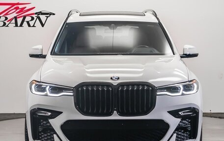 BMW X7, 2022 год, 7 950 000 рублей, 2 фотография