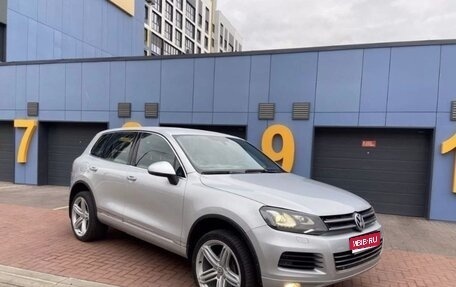 Volkswagen Touareg III, 2011 год, 2 500 000 рублей, 1 фотография