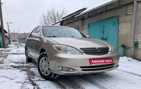 Toyota Camry V40, 2002 год, 780 000 рублей, 1 фотография