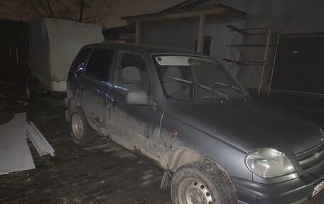 Chevrolet Niva I рестайлинг, 2005 год, 350 000 рублей, 1 фотография