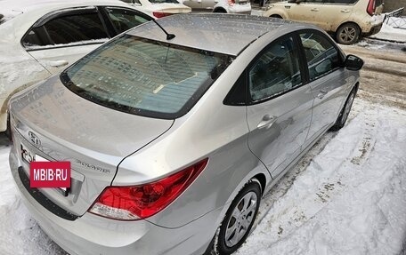 Hyundai Solaris II рестайлинг, 2013 год, 950 000 рублей, 5 фотография