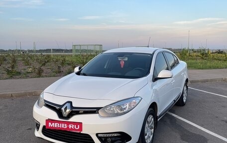 Renault Fluence I, 2014 год, 950 000 рублей, 2 фотография