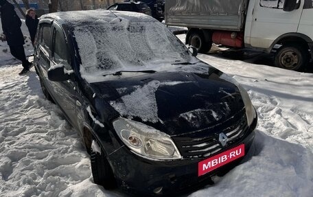 Renault Sandero I, 2012 год, 450 000 рублей, 1 фотография