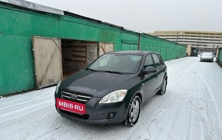 KIA cee'd I рестайлинг, 2009 год, 785 000 рублей, 2 фотография