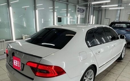 Skoda Superb III рестайлинг, 2013 год, 1 550 000 рублей, 2 фотография