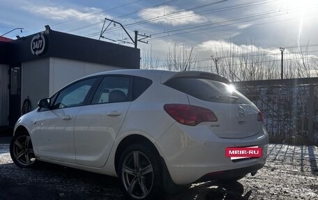 Opel Astra J, 2012 год, 730 000 рублей, 5 фотография