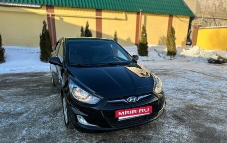 Hyundai Solaris II рестайлинг, 2014 год, 799 990 рублей, 24 фотография