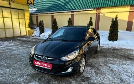 Hyundai Solaris II рестайлинг, 2014 год, 799 990 рублей, 19 фотография