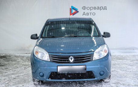 Renault Sandero I, 2013 год, 650 000 рублей, 2 фотография