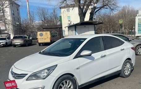 Hyundai Solaris II рестайлинг, 2016 год, 899 900 рублей, 3 фотография