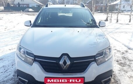 Renault Sandero II рестайлинг, 2019 год, 1 244 000 рублей, 2 фотография