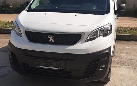 Peugeot Expert, 2021 год, 2 950 000 рублей, 4 фотография