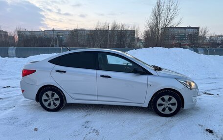 Hyundai Solaris II рестайлинг, 2014 год, 780 000 рублей, 3 фотография