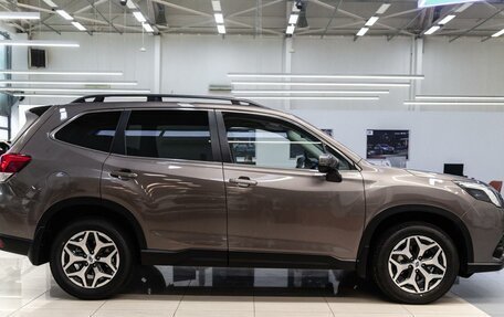 Subaru Forester, 2024 год, 5 850 000 рублей, 4 фотография